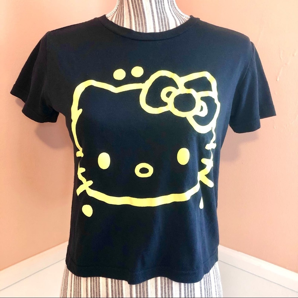 Sanrio | Hello Kitty Black + Yellow Crop Soft T-Shirt S